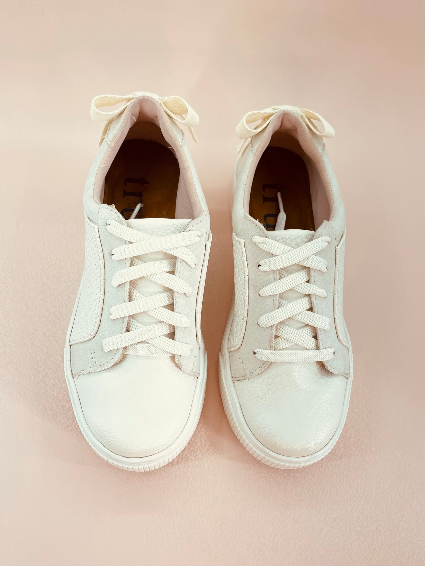 OLD FASHIONED SNEAKERS