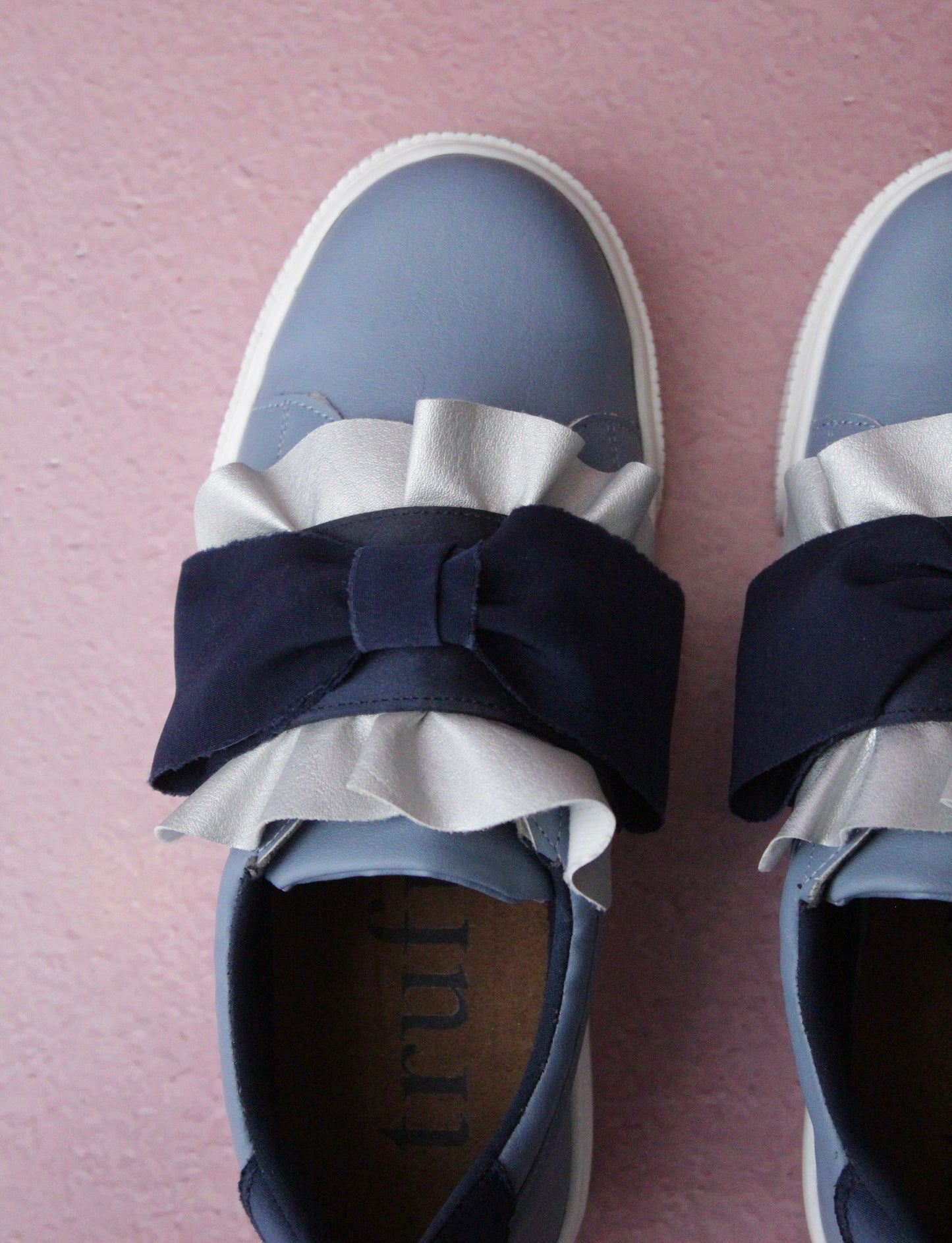 BABY BLUE