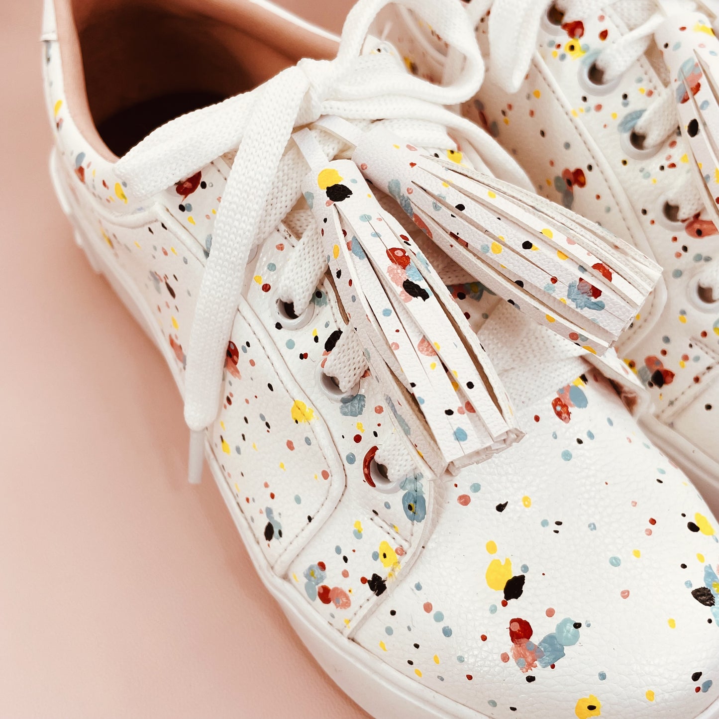 CONFETTI