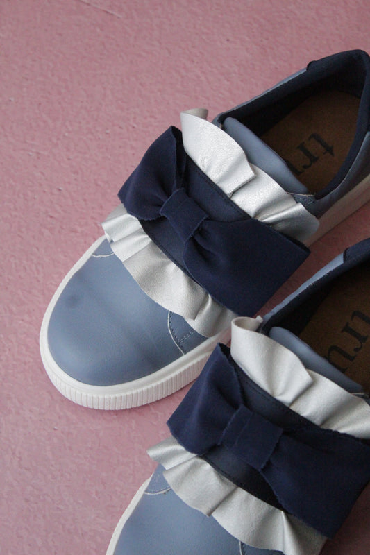 BABY BLUE